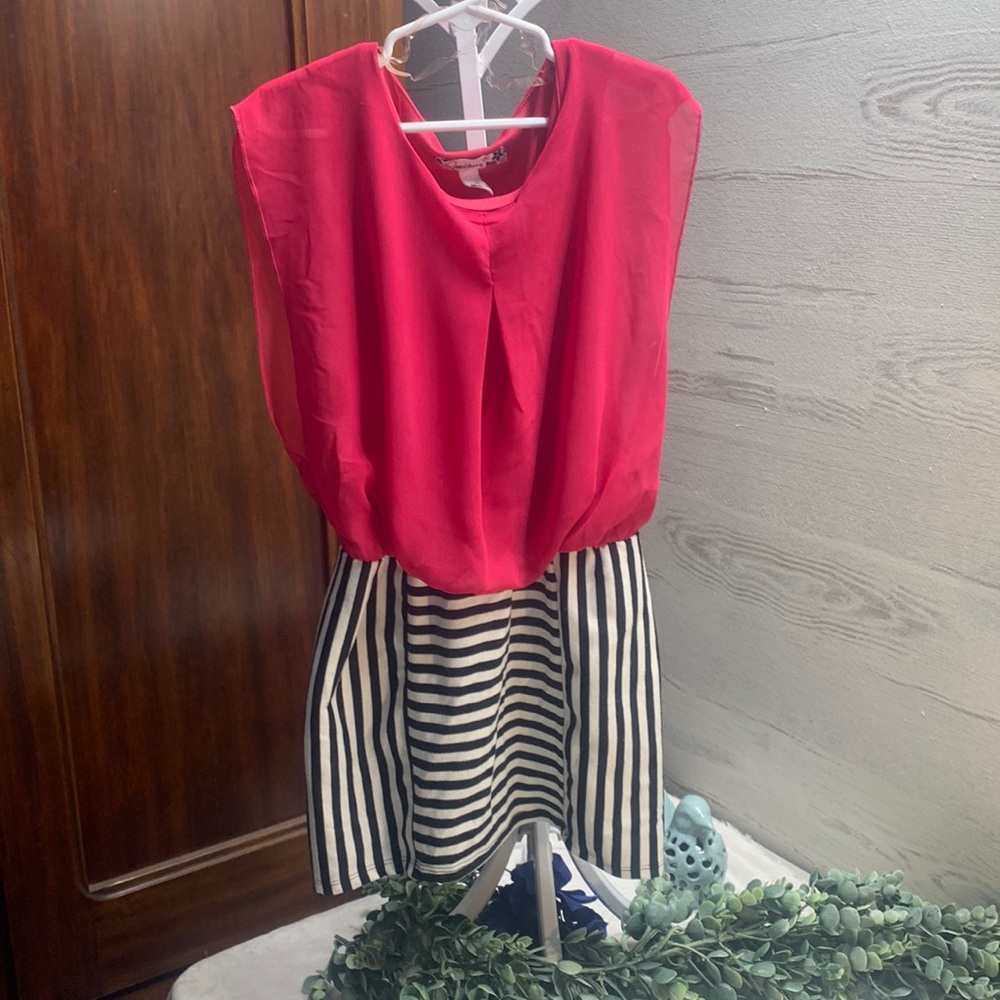 Girls dress hot pink/black white stripe size 7
